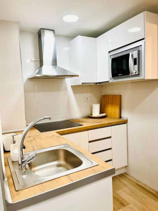 New Spacious And Cozy Apartment - Μάλαγα Εξωτερικό φωτογραφία